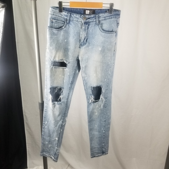 Distressed and Painted Lira CRTV/SCTY Skinny Jeans - Picture 5 of 5